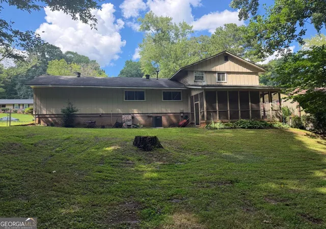 Photo 2 of Single family home for sale at 4292 Cedar Ridge Trl, Stone Mountain, GA 30083 | MLS# 10815156 | Listing updated on 2026-09-18