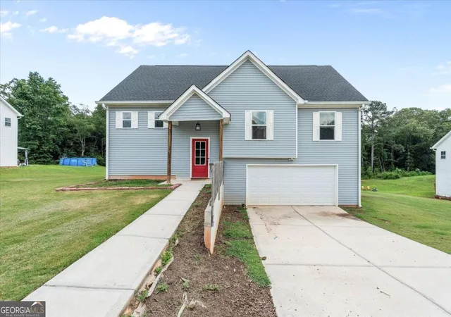 Homes for sale in Carrollton, GA | 129 Grizzly Trl, Carrollton, GA 30117 | MLS# 10798748
