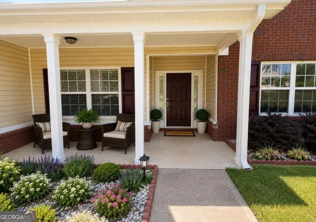 2nd image of 72 Wayne Meadows Ct, Douglasville, GA 30134 | MLS# 10830244