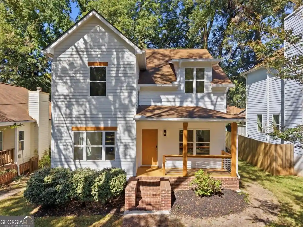 Photo 1 of Single family home for sale at 1007 Camilla St Sw, Atlanta, GA 30314 | MLS# 10870381 | Listing updated on 2026-10-23