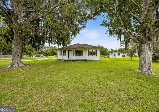 Homes for sale in Saint Marys, GA | 879 Charlie Smith Sr Hwy, Saint Marys, GA 31558 | MLS# 10778867