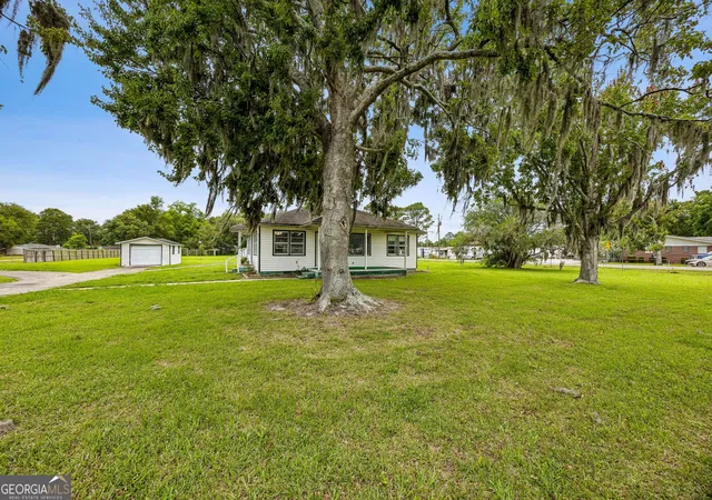 Homes for sale in Saint Marys, GA | 879 Charlie Smith Sr Hwy, Saint Marys, GA 31558 | MLS# 10778867