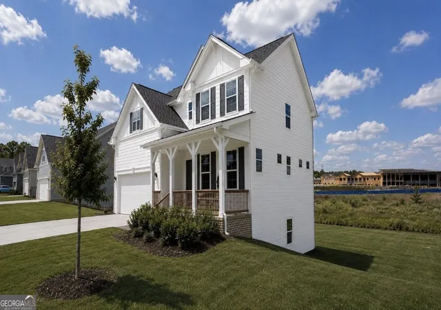 Photo 2 of Single family home for sale at 418 Grand Wehunt Dr, Hoschton, GA 30548 | MLS# 10835768 | Listing updated on 2026-09-12
