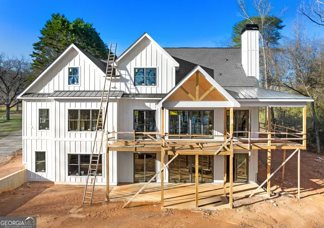 Homes for sale in Hartwell, GA | 202 Cherry Rose Ln, Hartwell, GA 30643 | MLS# 10785999