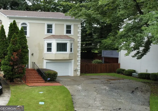 Photo 3 of Townhouse for sale at 3727 Meeting St, Duluth, GA 30096 | MLS# 10812703 | Listing updated on 2026-08-07