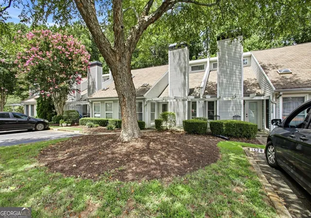 2nd image of 1527 Planters Ridge Ln, Alpharetta, GA 30004 | MLS# 10816530
