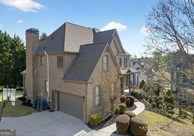 Photo 3 of Sale Pending at 12 Wild Oat Ct, Grayson, GA 30017 | MLS# 10806536 | Listing updated on 2026-09-21