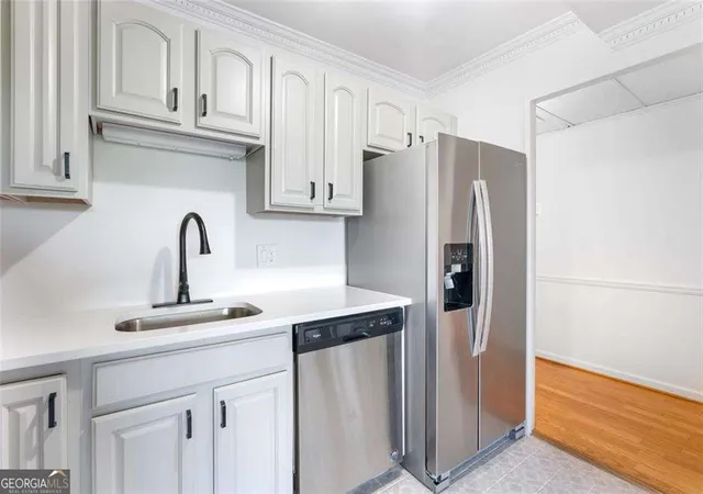 Photo 4 of Condo for sale at 2965 Pharr Court South Nw #817, Atlanta, GA 30305 | MLS# 10547821 | Listing updated on 2026-08-20