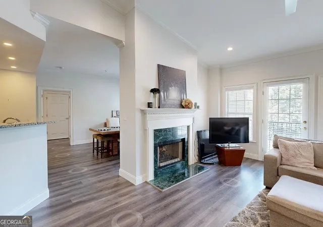 4th image of 3275 Lenox Rd Ne #APT 413, Atlanta, GA 30324 | MLS# 10786577