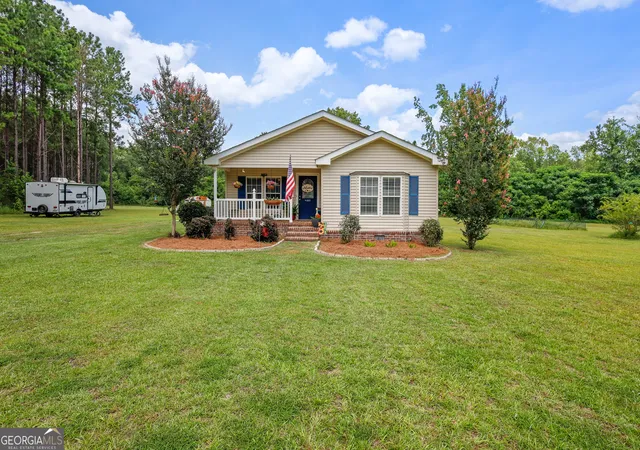 1st image of 1327 R L Roberts Rd, Pembroke, GA 31321 | MLS# 10810941