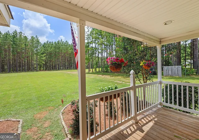2nd image of 1327 R L Roberts Rd, Pembroke, GA 31321 | MLS# 10810941