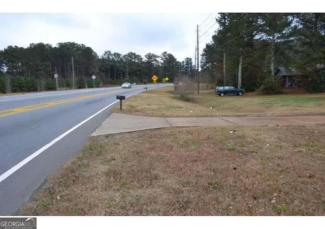 Photo 2 of Single family home for sale at 8461 Hiram Acworth Hwy, Dallas, GA 30157 | MLS# 10236936 | Listing updated on 2026-01-15