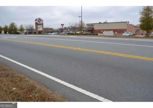Photo 3 of Single family home for sale at 8461 Hiram Acworth Hwy, Dallas, GA 30157 | MLS# 10236936 | Listing updated on 2026-01-15