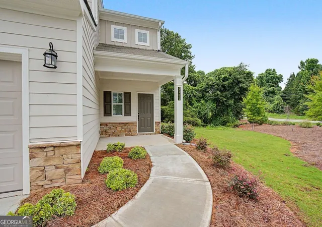 Photo 2 of Single family home for sale at 4101 Chapel Hl Reserve, Douglasville, GA 30135 | MLS# 10799625 | Listing updated on 2026-08-18