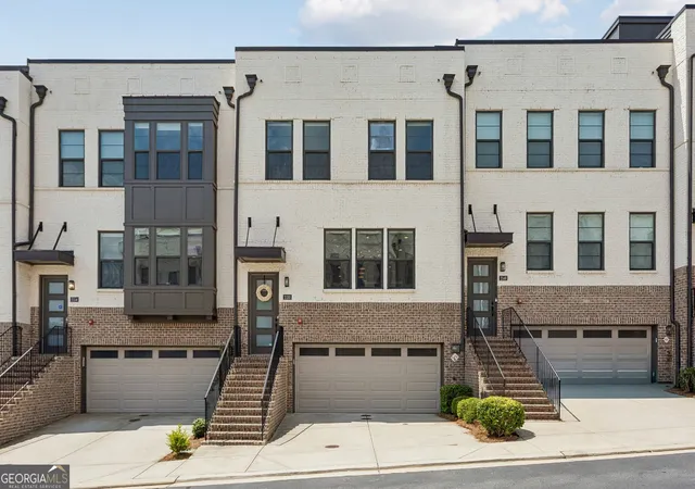 Photo 1 of Townhouse for sale at 2150 Hinton Dr Se, Smyrna, GA 30080 | MLS# 10802449 | Listing updated on 2026-07-24