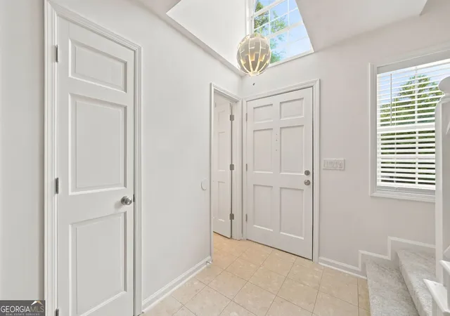 Photo 4 of Sale Pending at 1632 Oakwood Ct, Marietta, GA 30066 | MLS# 10835731 | Listing updated on 2026-09-08