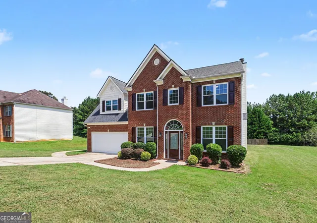 Photo 2 of Sale Pending at 965 Trotters Farm Rd, Fairburn, GA 30213 | MLS# 10832068 | Listing updated on 2026-10-14
