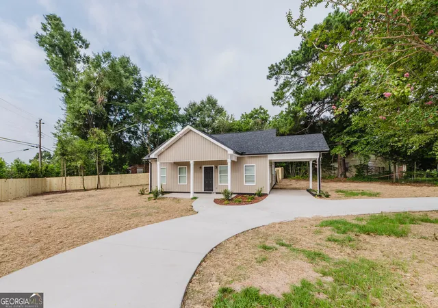 3rd image of 3714 Spencer Cir, Macon, GA 31206 | MLS# 10815336