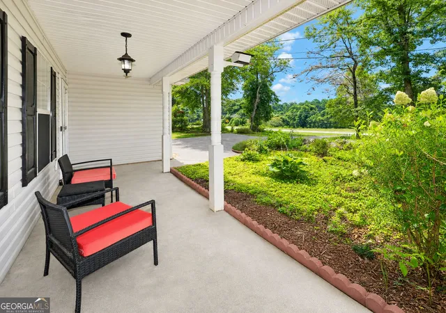3rd image of 6024 Hulsey Rd, Clermont, GA 30527 | MLS# 10822131