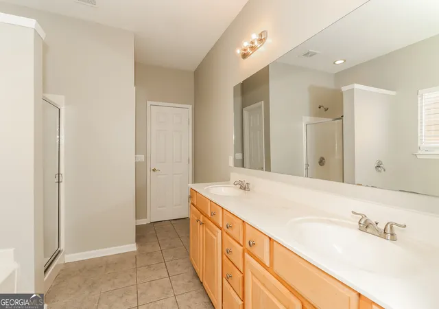 Photo 17 of Single family home for sale at 1517 Fenmore St, Lithia Springs, GA 30122 | MLS# 10802686 | Listing updated on 2026-08-13