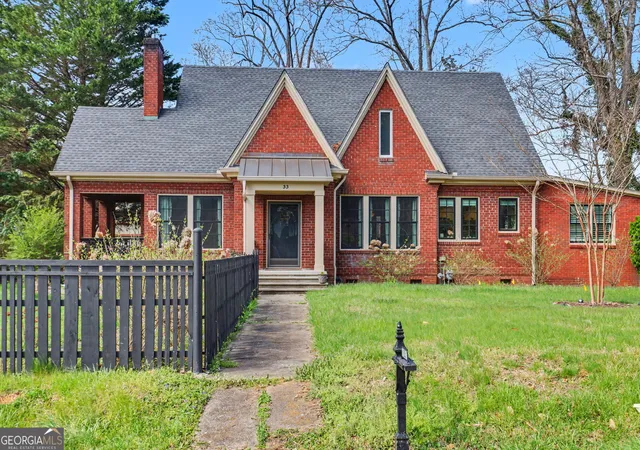 2nd image of 33 Maple St, Clayton, GA 30525 | MLS# 10717554