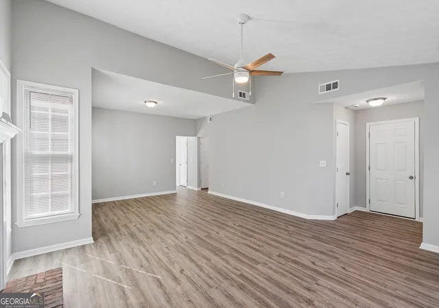 Photo 4 of Single family home for sale at 5231 Brentwood Rd, Atlanta, GA 30349 | MLS# 10821395 | Listing updated on 2026-10-05