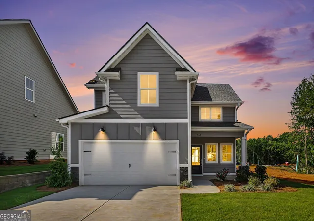 Photo 2 of Single family home for sale at 107 Red Oak Ct, Carrollton, GA 30116 | MLS# 10678287 | Listing updated on 2026-08-17