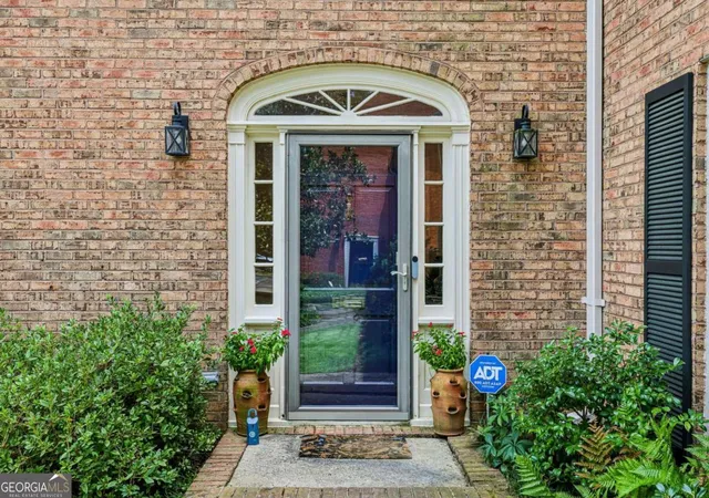 Photo 2 of Condo for sale at 11 Kings Walk Ne, Atlanta, GA 30307 | MLS# 10824668 | Listing updated on 2026-08-28