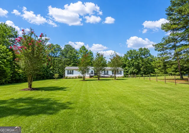 1st image of 141 Gamecock Wy, Barnesville, GA 30204 | MLS# 10808555