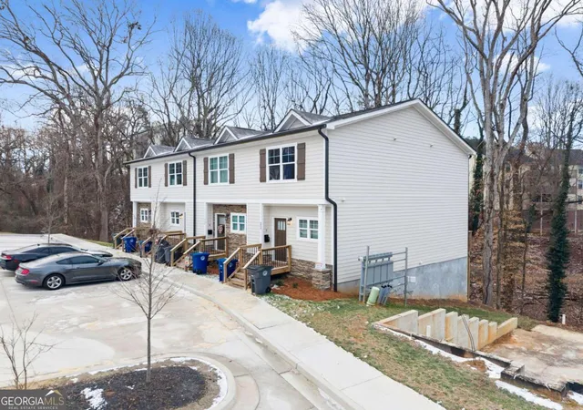 Photo 2 of Multi family home for sale at 2451 Nw Old Thompson Bridge Rd, Gainesville, GA 30501 | MLS# 10714666 | Listing updated on 2026-08-31
