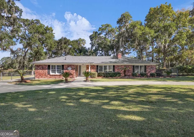 Homes for sale in Midway, GA | 1613 Lake Dr, Midway, GA 31320 | MLS# 10639516