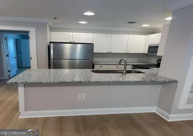 Photo 4 of Condo for sale at 490 Barnett Shoals Rd #434, Athens, GA 30605 | MLS# 10823645 | Listing updated on 2026-10-22