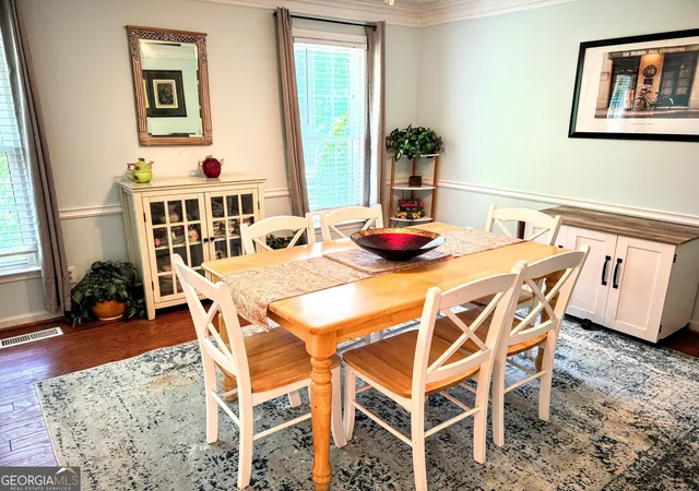 Photo 4 of Single family home for sale at 1922 Sourwood Dr, Dalton, GA 30720 | MLS# 10802370 | Listing updated on 2026-09-14