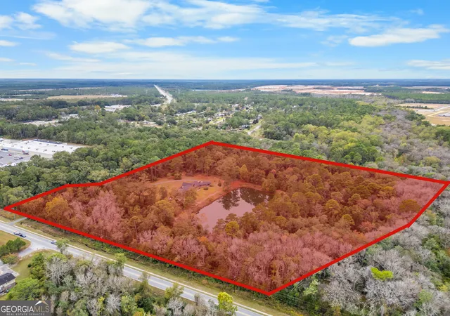 Photo 4 of Single family home for sale at 100 Morgan Dr, Jesup, GA 31545 | MLS# 10784419 | Listing updated on 2026-07-02