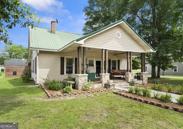 Photo 1 of Single family home for sale at 17 Lyerly Dam Rd, Lyerly, GA 30730 | MLS# 10790755 | Listing updated on 2026-09-16