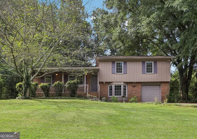Photo 1 of Sale Pending at 2844 Jordan Woods Dr, Lawrenceville, GA 30044 | MLS# 10703683 | Listing updated on 2026-08-12