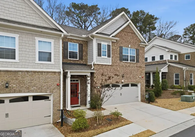 Photo 4 of Townhouse for sale at 207 Holden Way, Woodstock, GA 30189 | MLS# 10667564 | Listing updated on 2026-09-03