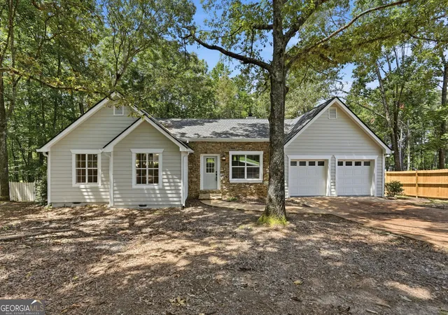 Photo 1 of Sale Pending at 6525 Riley Rd, Cumming, GA 30028 | MLS# 10831826 | Listing updated on 2026-09-10