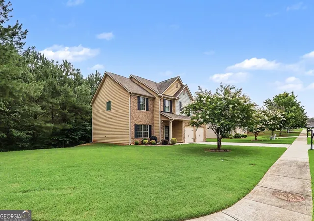 image of 2127 Farmdale Ct, Conyers, GA 30012 | MLS# 10783358