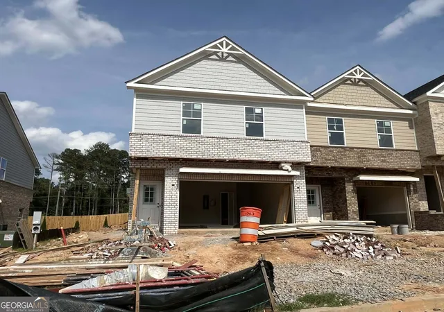 3rd image of 37 Creekside Commons Dr, Hoschton, GA 30548 | MLS# 10541714