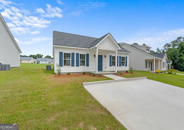 3rd image of 119 Avalon Tr #LOT 10, Statesboro, GA 30458 | MLS# 10701840
