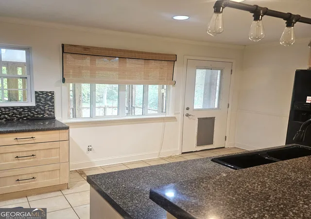 5th image of 1879 Gherry Dr, Austell, GA 30106 | MLS# 10789808