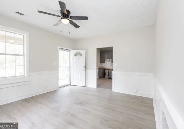 2nd image of 218 W Chappell St, Griffin, GA 30223 | MLS# 10818446