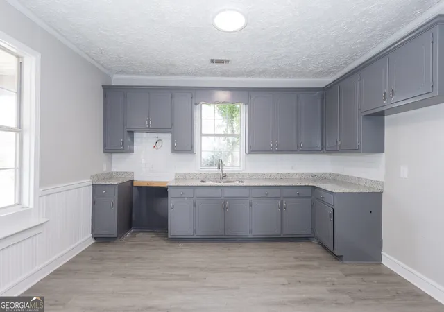 5th image of 218 W Chappell St, Griffin, GA 30223 | MLS# 10818446