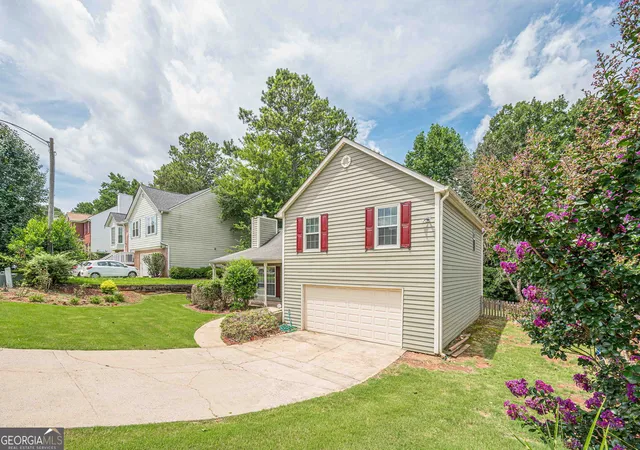 Photo 4 of Single family home for sale at 4841 Wilkie Way NW, Acworth, GA 30102 | MLS# 10804851 | Listing updated on 2026-07-27
