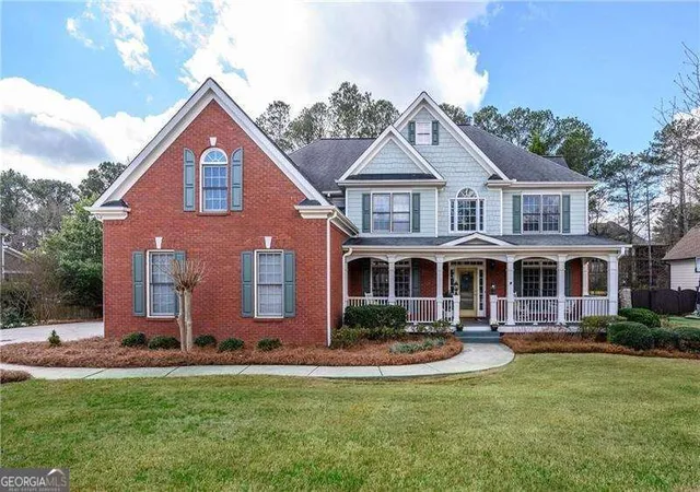 Photo 1 of Single family home for sale at 172 Golf Crst Dr, Acworth, GA 30101 | MLS# 10813268 | Listing updated on 2026-08-10