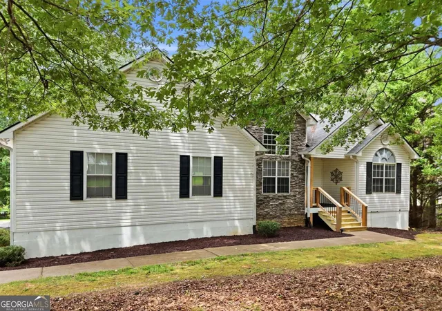 Photo 1 of Single family home for sale at 460 Kerry Dr, Jasper, GA 30143 | MLS# 10805809 | Listing updated on 2026-09-05
