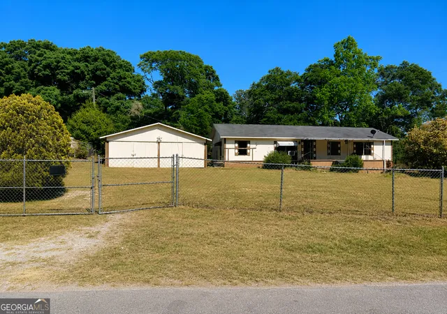 1st image of 128 Fourth St, Milledgeville, GA 31061 | MLS# 10813602