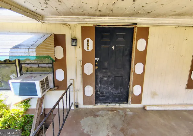 4th image of 128 Fourth St, Milledgeville, GA 31061 | MLS# 10813602