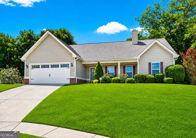 Photo 1 of Single family home for sale at 1219 Oak Springs Wy, Statham, GA 30666 | MLS# 10830801 | Listing updated on 2026-10-23